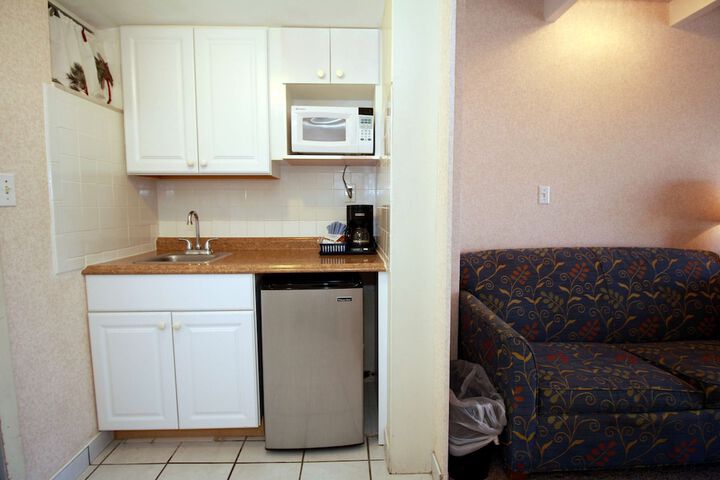 SEASIDE INN & SUITES CLEARWATER BEACH