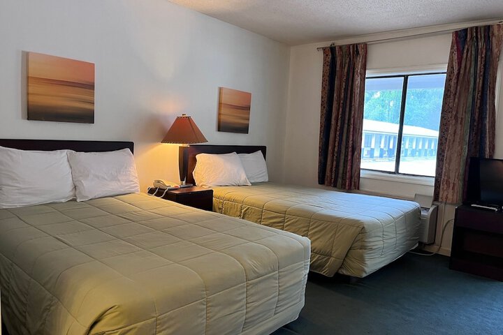 WINDTREE INN