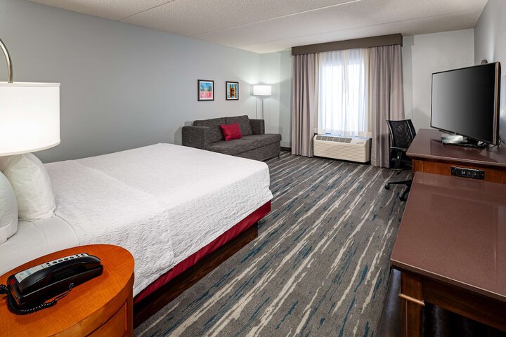 Room 15 of 36