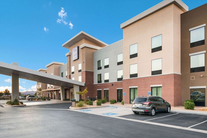 Hotel 6 of 57