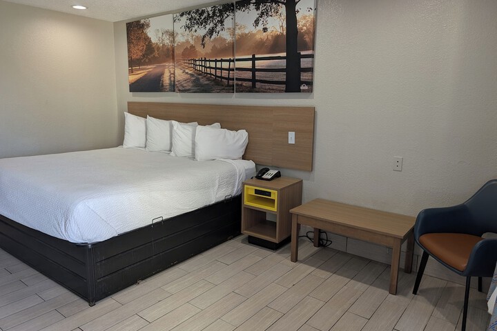 Room 22 of 25