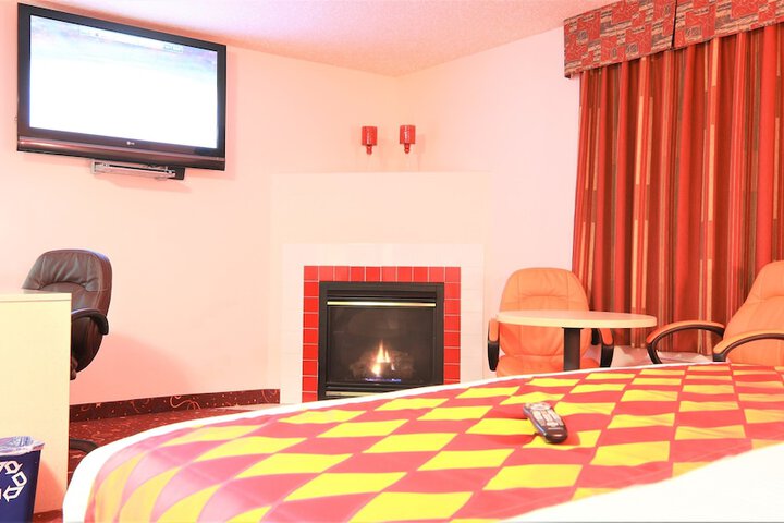Crystal Star Inn Edmonton Airport