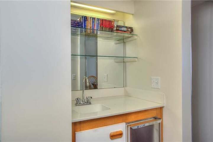 Ocean Creek South Tower 10 EE