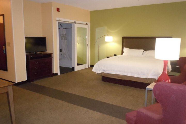 Room 15 of 27