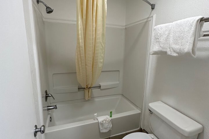 Room 19 of 22