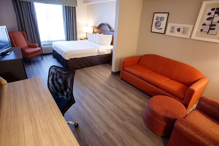 Country Inn & Suites by Radisson Harrisburg West Mechanicsburg