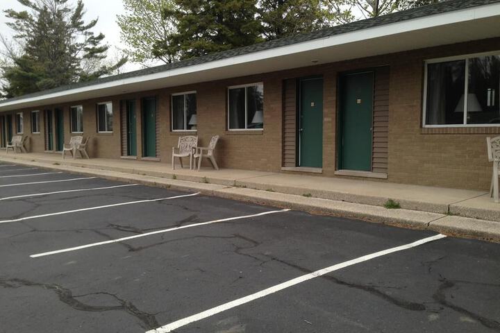 Property Grounds 24 of 24