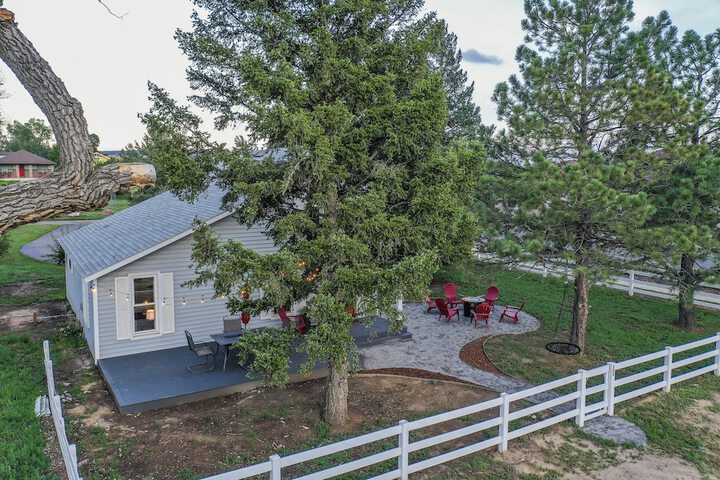 Bluebird Inn