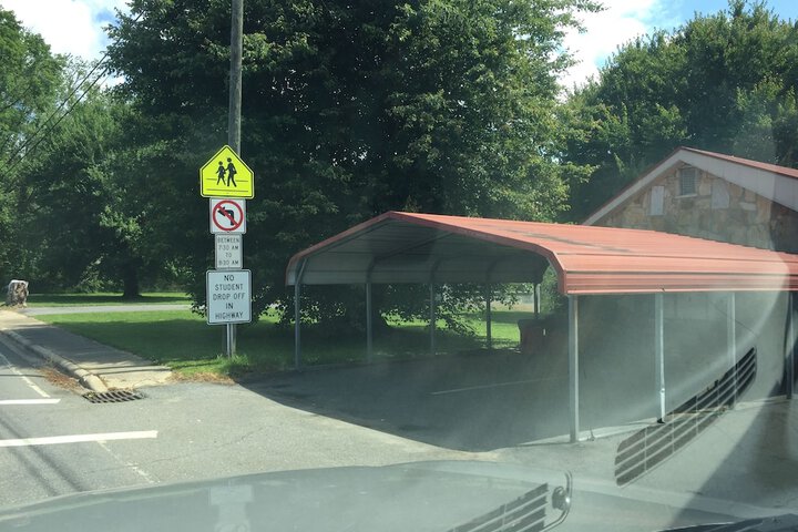 Phillips Historic Motel & Cottages