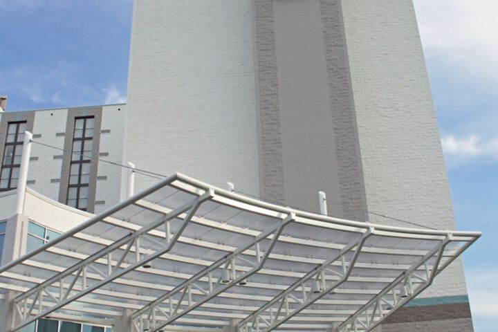 DoubleTree by Hilton Virginia Beach