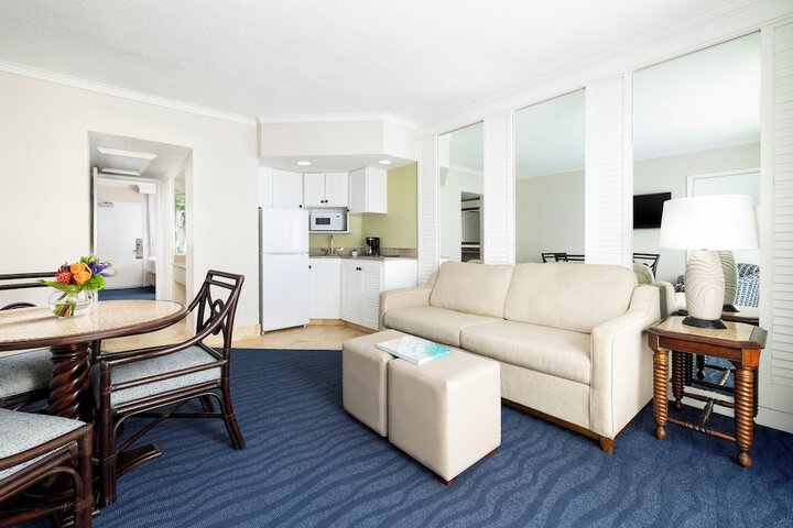 Island Grand at TradeWinds