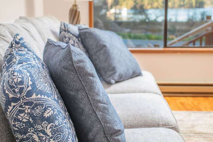 Cornet Bay Cottage in Oak Harbor