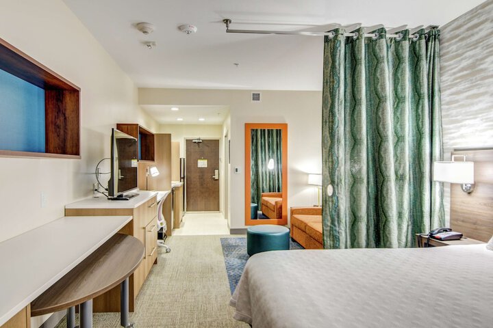 Room 19 of 41