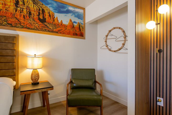 Room 44 of 72