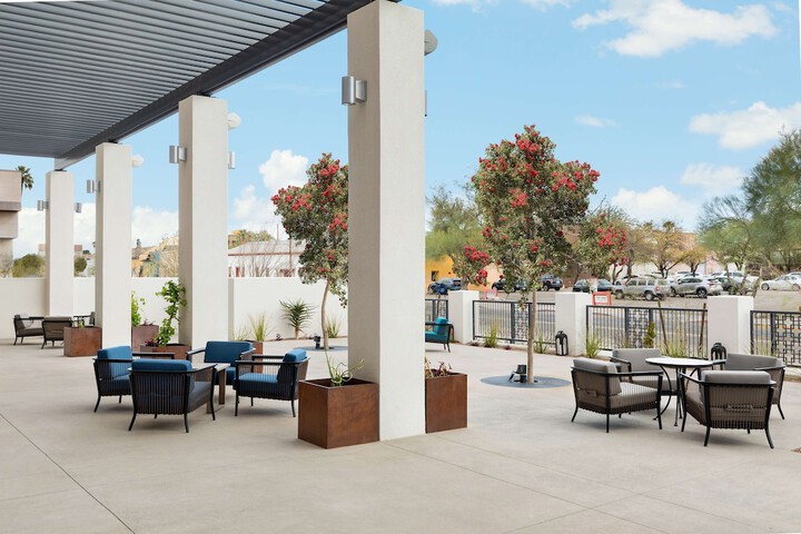 Terrace/Patio 103 of 106