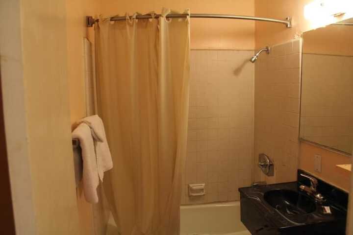 Room 5 of 21