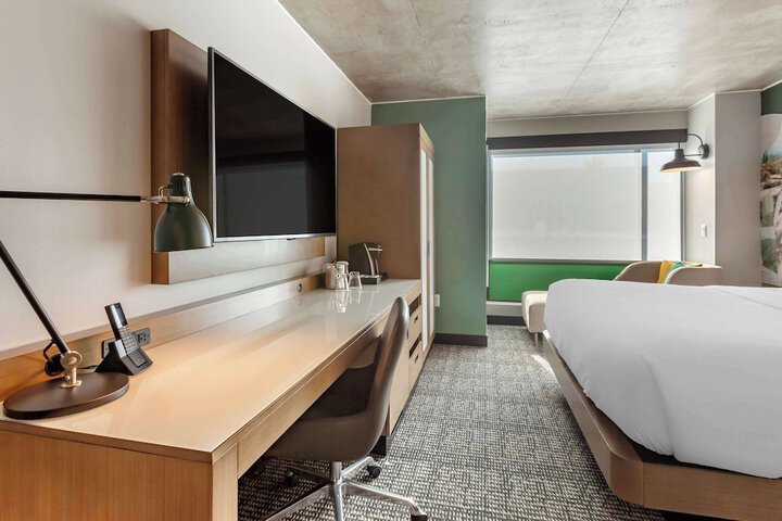 Room 29 of 59
