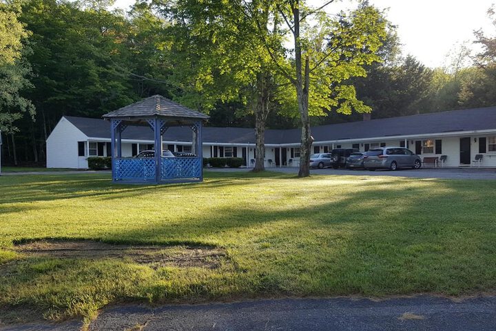 Property Grounds 50 of 57