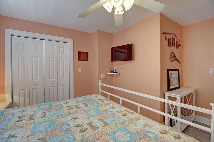 Room 16 of 50