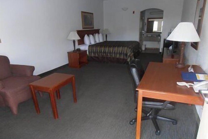 Room 26 of 46