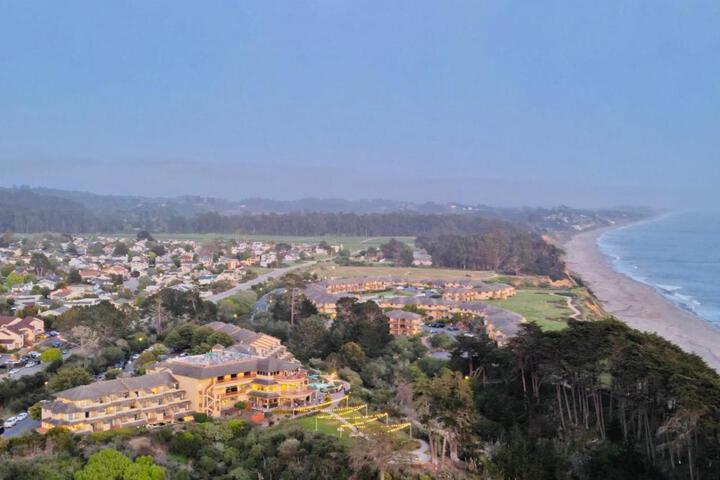 Royal Villa - Ocean View - Heated Pools - SEASCAPES BEST 1 BEDROOM - 3 BEDS - End Unit