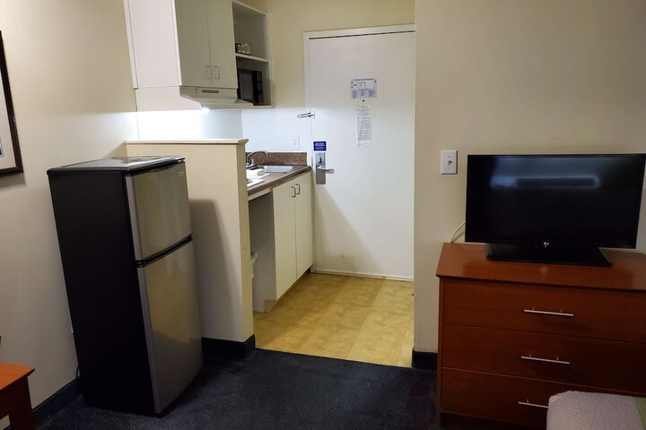 Room 20 of 25