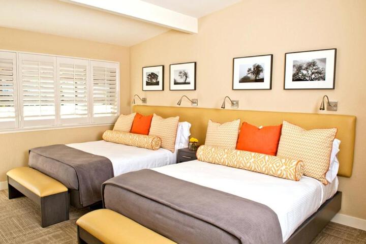Calistoga Spa Hot Springs - Authentic Hot Springs Spa & Resort