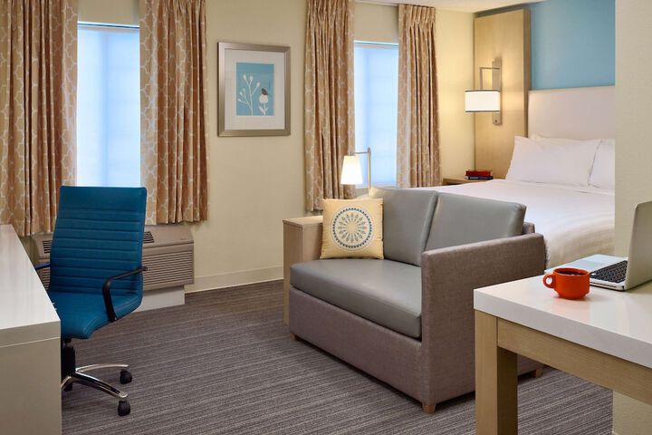 Sonesta ES Suites Auburn Hills Detroit