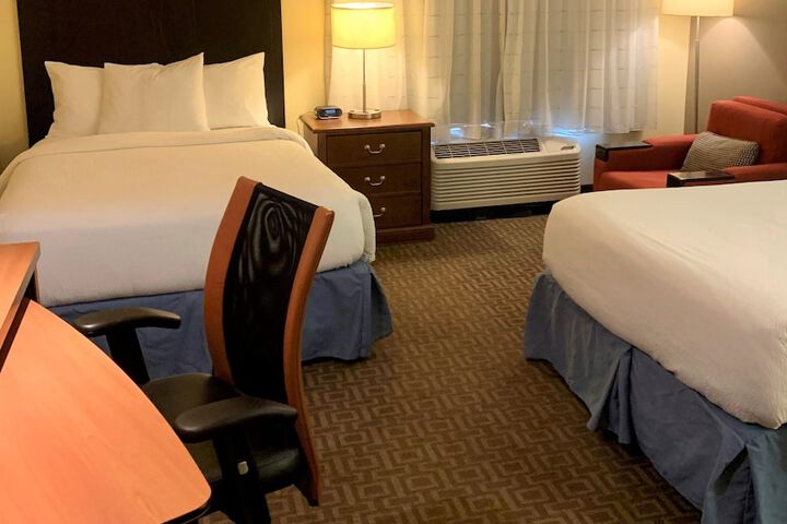 Room 11 of 26