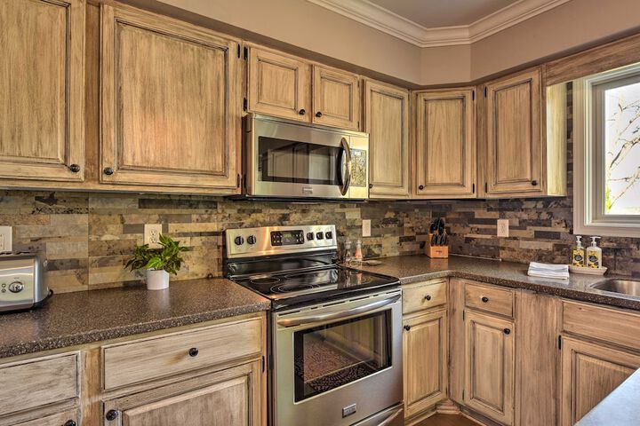 Riviera Paradise W / Private Dock! 4 Bedroom Home by RedAwning
