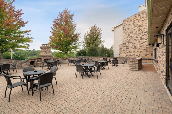 Comfort Inn & Suites