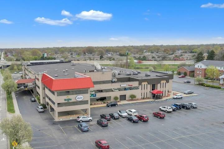 Quality Inn Roseville-Detroit North
