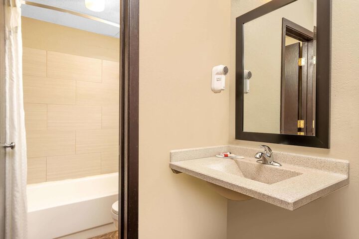 Room 20 of 41
