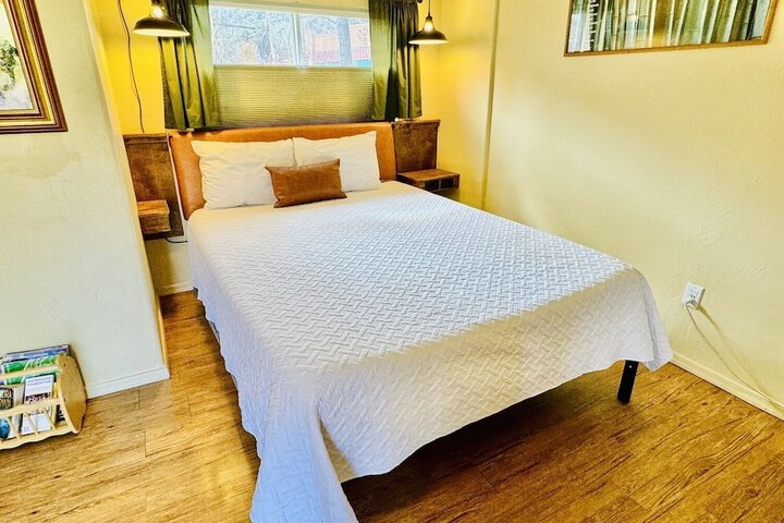 Room 41 of 60