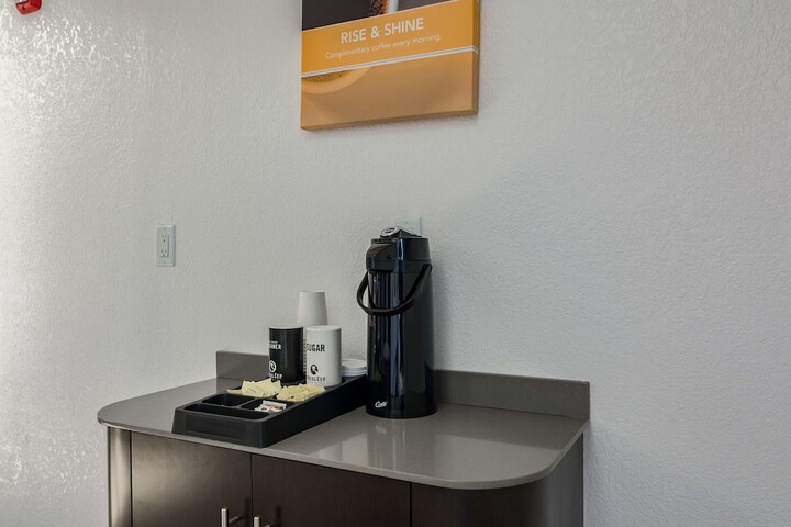 Breakfast/Coffee Service 36 of 37