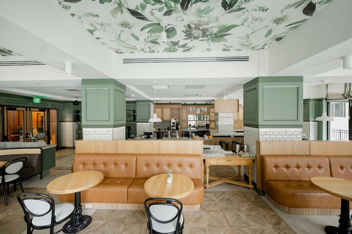 Hotel Fort Des Moines Curio Collection by Hilton