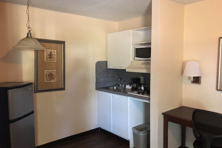 Room 20 of 37