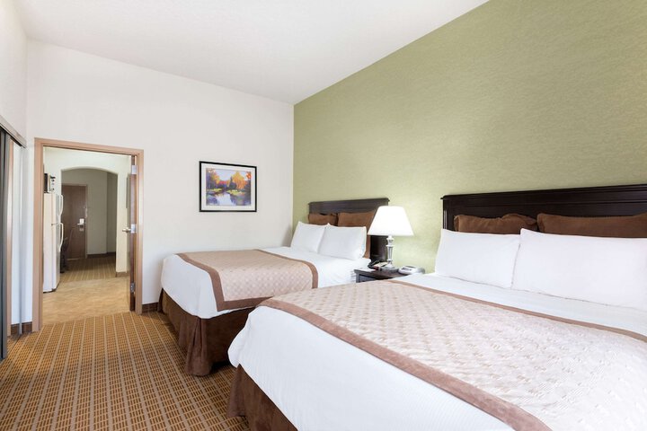 Room 20 of 37