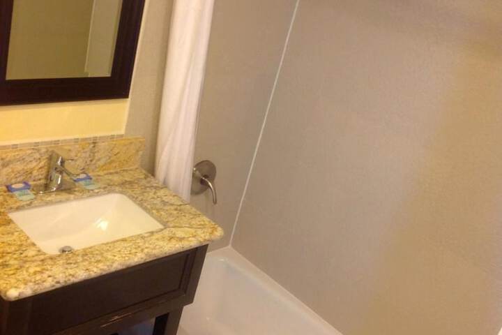 Room 52 of 60