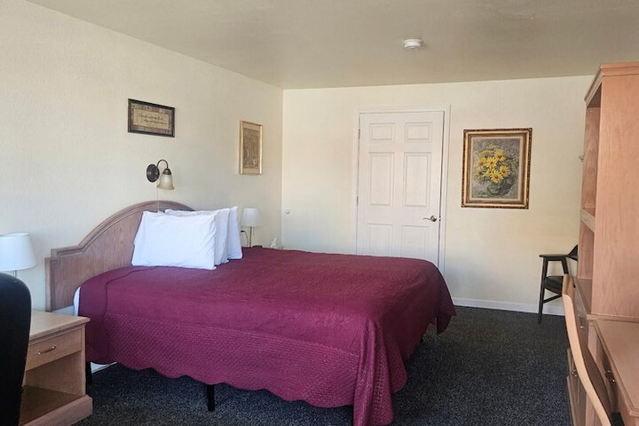 Camaray Motel