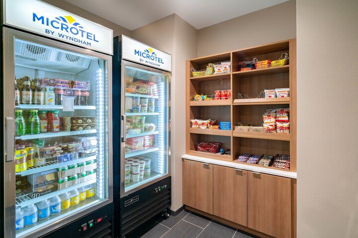 Microtel Inn & Suites by Wyndham Carlisle