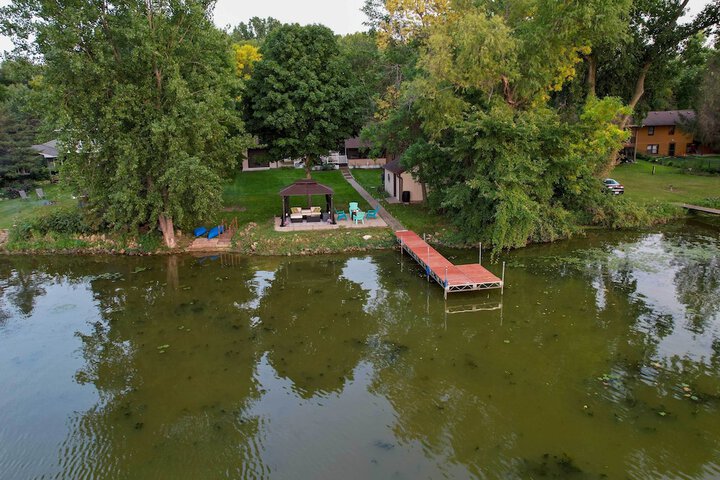 Hugo Home Direct Lake Access & Private Dock!