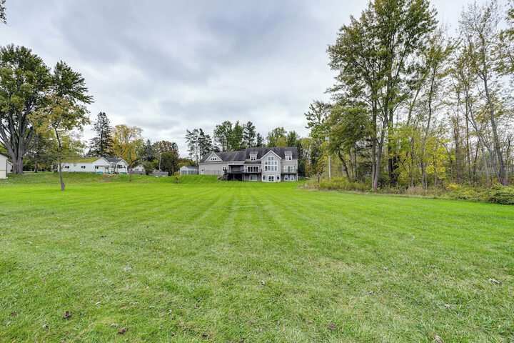 Steps From Oneida Lake: Spacious Gem w / Game Room!