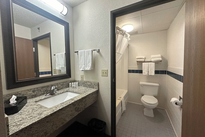AmericInn by Wyndham Menominee