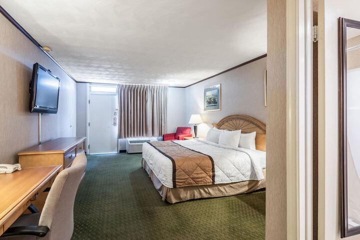 Room 30 of 44