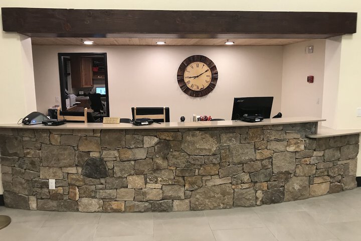 Red Feather Lodge