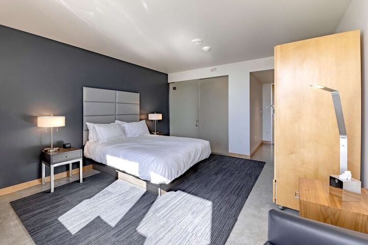 Room 34 of 50
