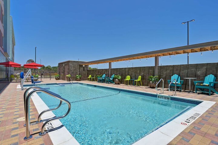 Pool 8 of 56