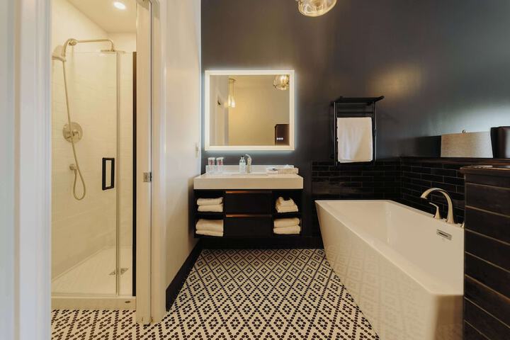 Mercer Hotel Downtown BW Premier Collection