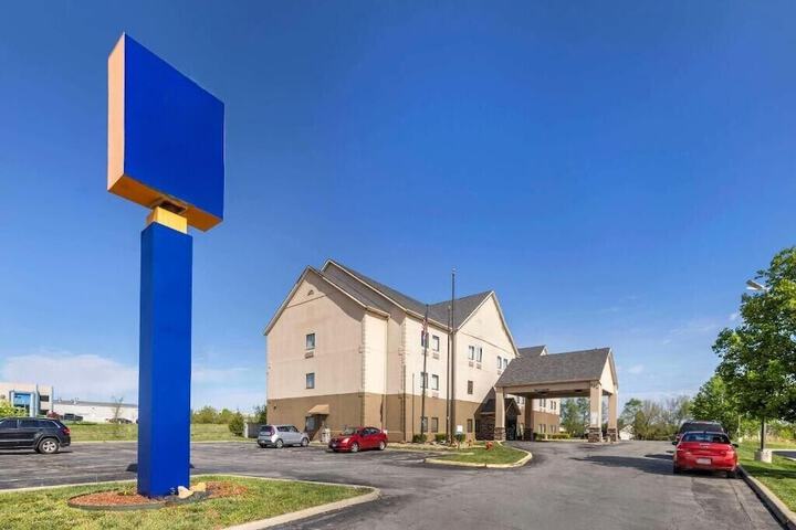 Spark by Hilton Grain Valley Kansas City